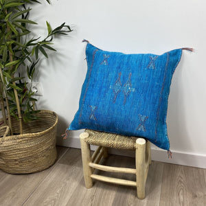 cojín seda cactus azul océano escenario