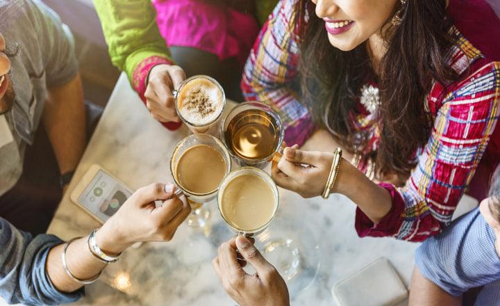 ¿Qué es mejor consumir té o café?