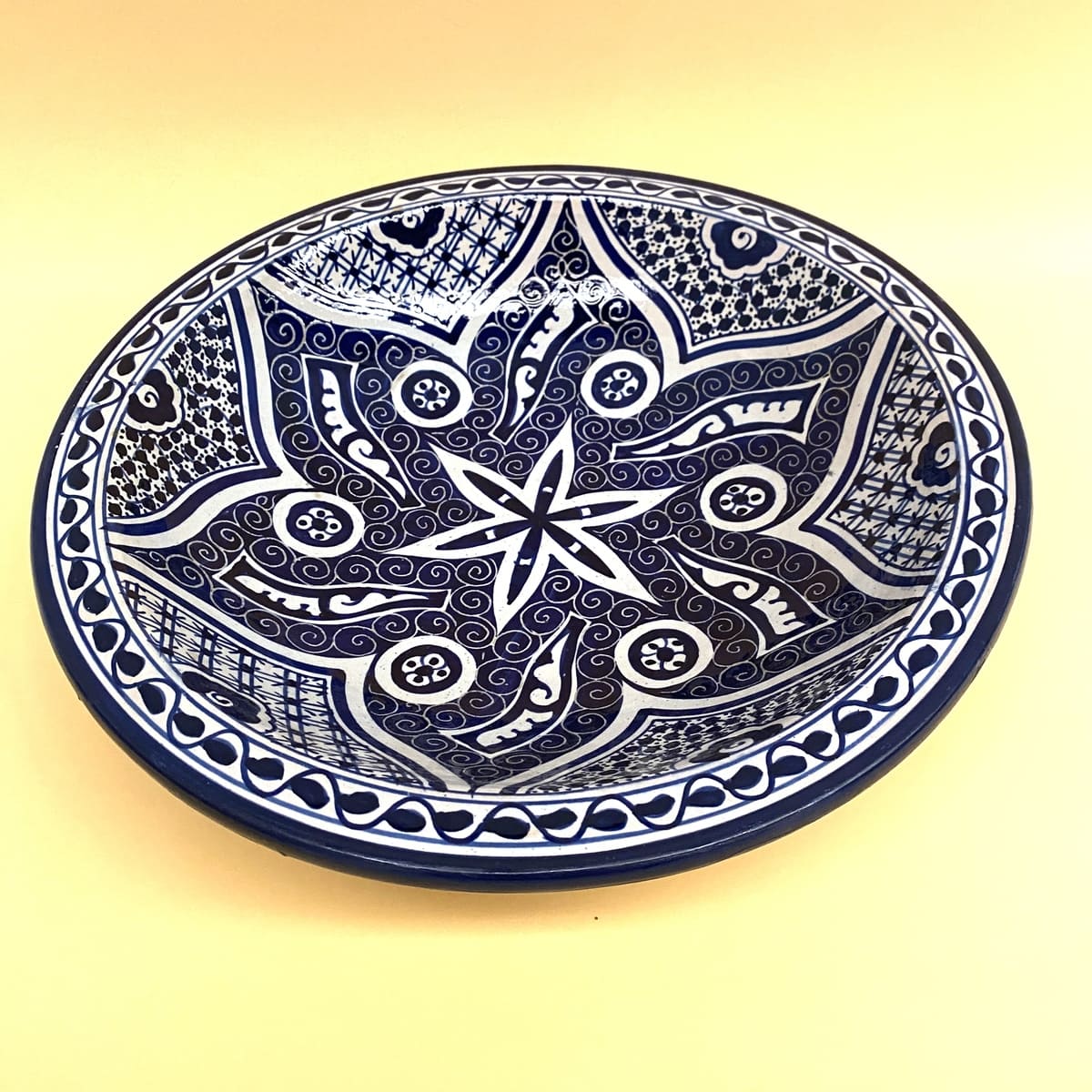 Assiette arabe en céramique bleue et blanche 40cm