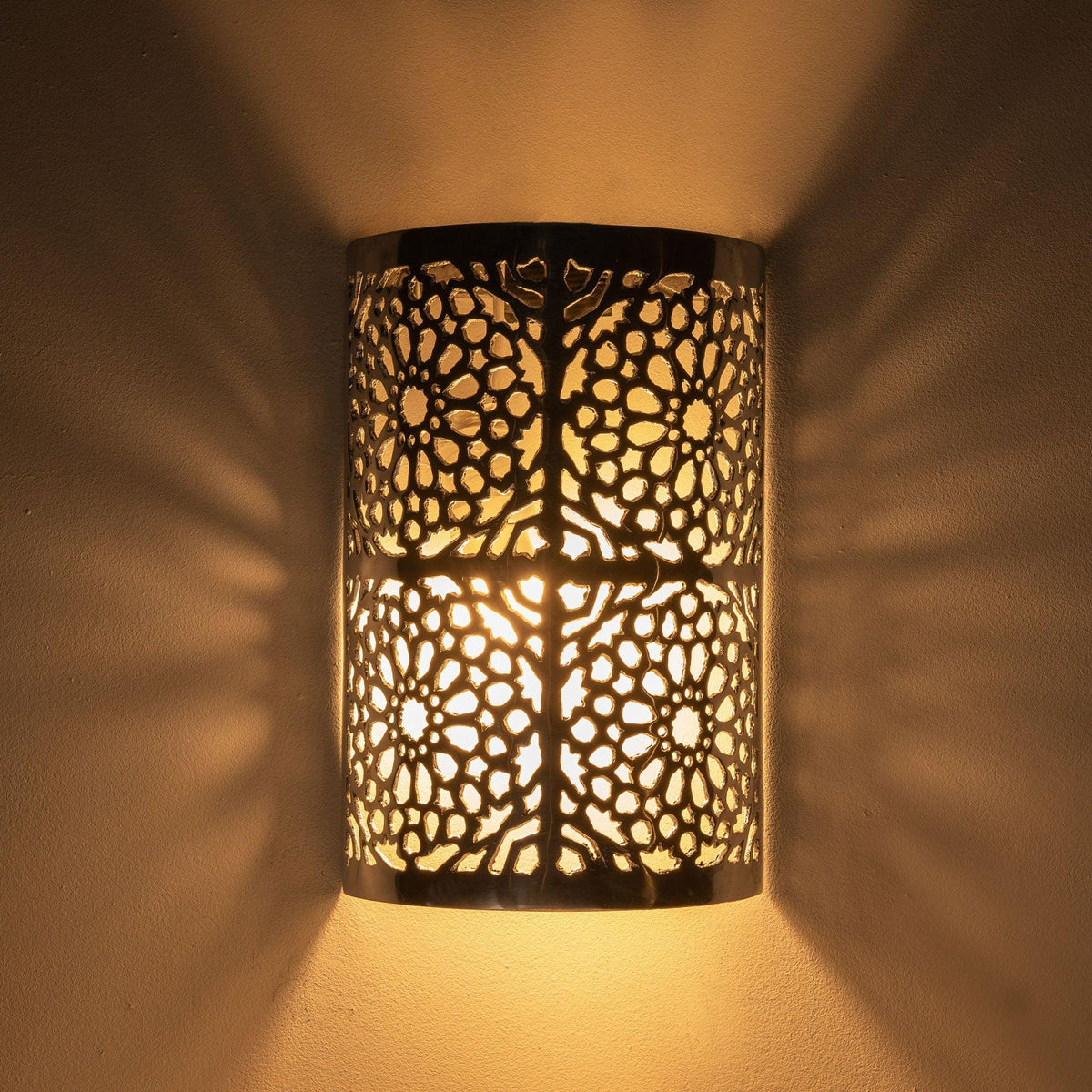 Aplique árabe de aluminio mosaicos granadinos