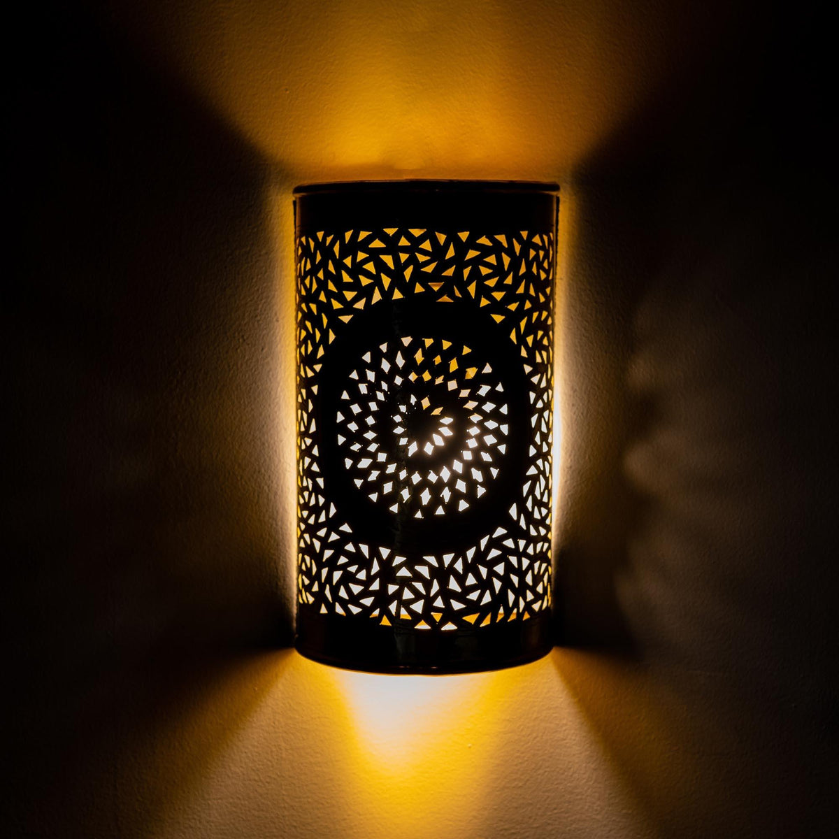 Aplique marroquí de latón dorado estrellas