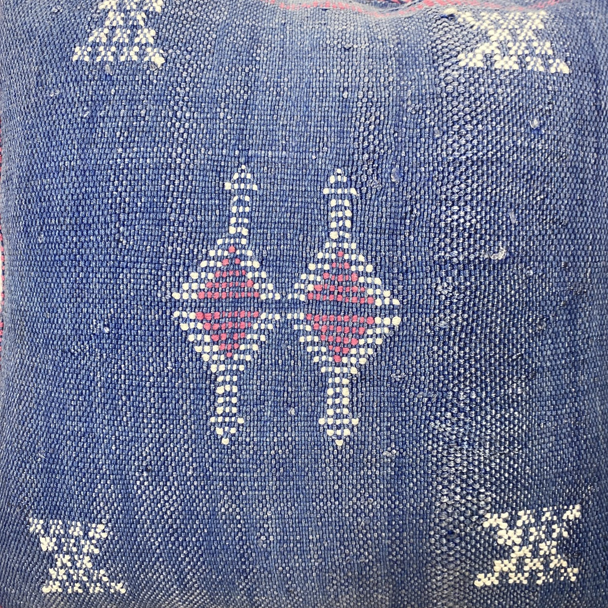 cojín seda cactus azul detalle