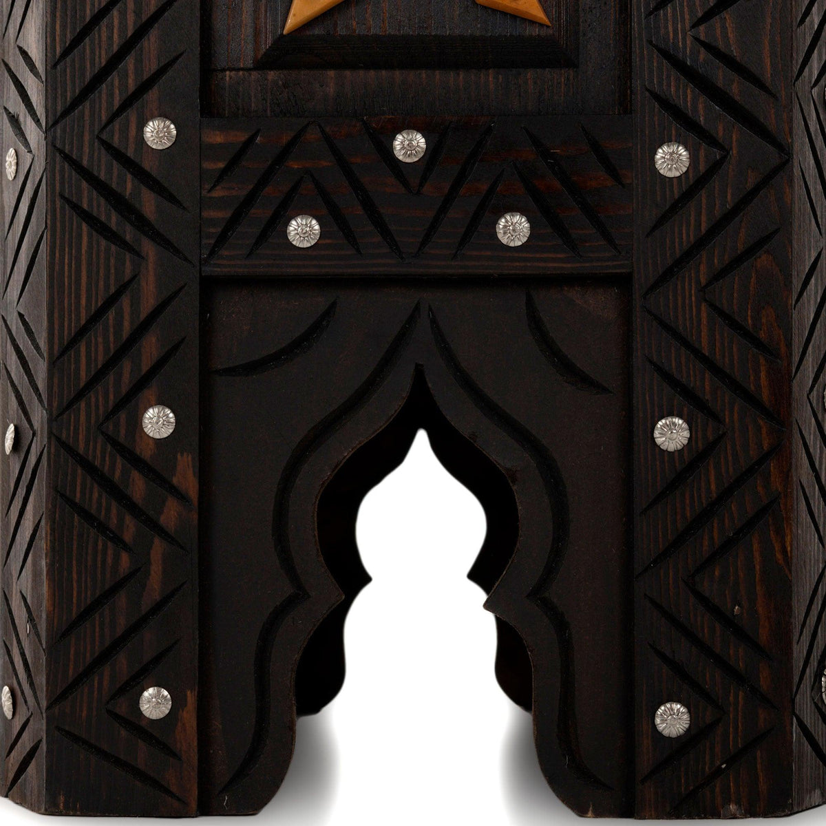 Mesa árabe auxiliar de madera y hueso